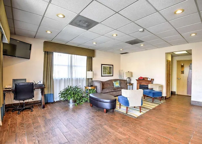Surestay Hotel By Best Western Ottawa